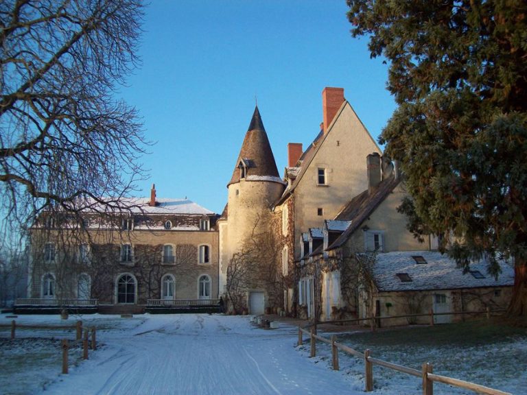 Chateau-Le-Plessis-36330-Velles-exterieur-hiver